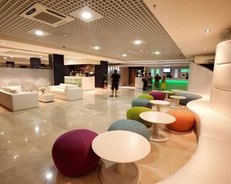 Hotel Allon Mediterrania - Villajoyosa - Lobby