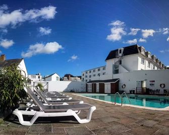 Norfolk Hotel - Saint Helier - Pool