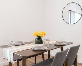 New 2br Family Home Nr Universal - Van Nuys - Essbereich