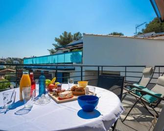 Apartment Le Diamanti-1 by Interhome - Fréjus - Balkon