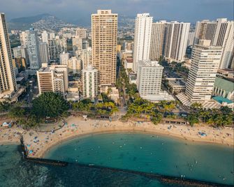 Waikiki Circle Hotel by Castle - Honolulu - Building