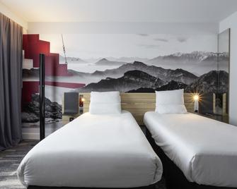 Novotel Annecy Centre - Annecy - Bedroom