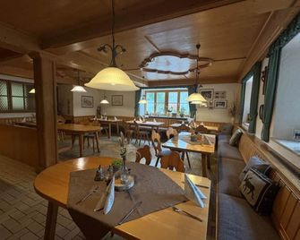 Gasthaus Augenstein - Winzer