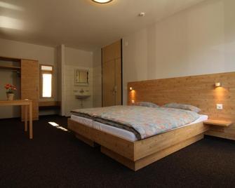 Sport Resort Fiesch - Fiescher Hostel - Fiesch - Chambre