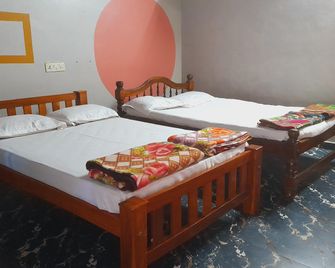 Gokarna Holiday Homes - Gokarna - Bedroom