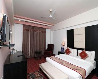 Capital O 16384 Gautami Heights - Kashipur - Habitación
