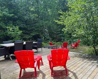 Cottage on Lake Superior - Goulais River - Patio