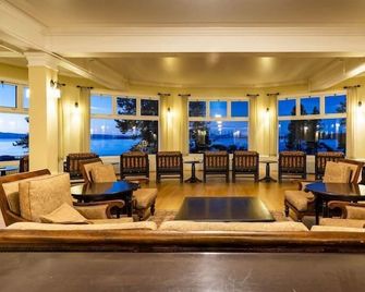 Lake Yellowstone Hotel & Cabins - Lake - Lounge