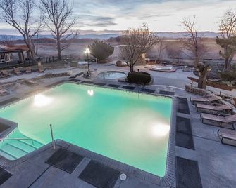 Enjoy Independence Day Week at Lake Tahoe, Hiking and Hot Spring - Genoa - Piscina
