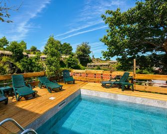 Safari Glamping Portugal Koi Fish - Ventosa - Piscina