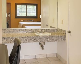 Casa Blanca Hotel - Azusa, Los Angeles - Azusa - Bad