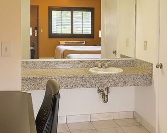 Casa Blanca Hotel - Azusa, Los Angeles - Azusa - Koupelna