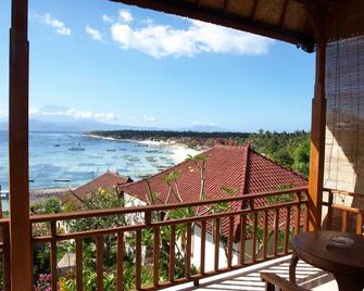 Lembongan Reef Bungalow - Nusa Penida - Balcony