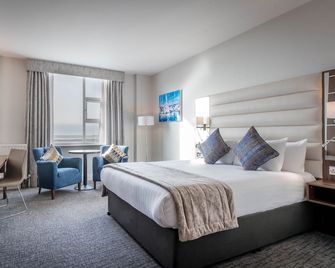 Marine Hotel - Dublin - Bedroom