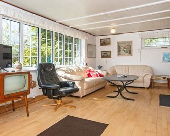 4 person holiday home in Odder-By Traum - Odder - Stue