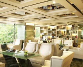 Regal Kowloon Hotel - Hong Kong