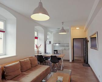 Spacious family apartment in Bamberg - Bamberg - Living room