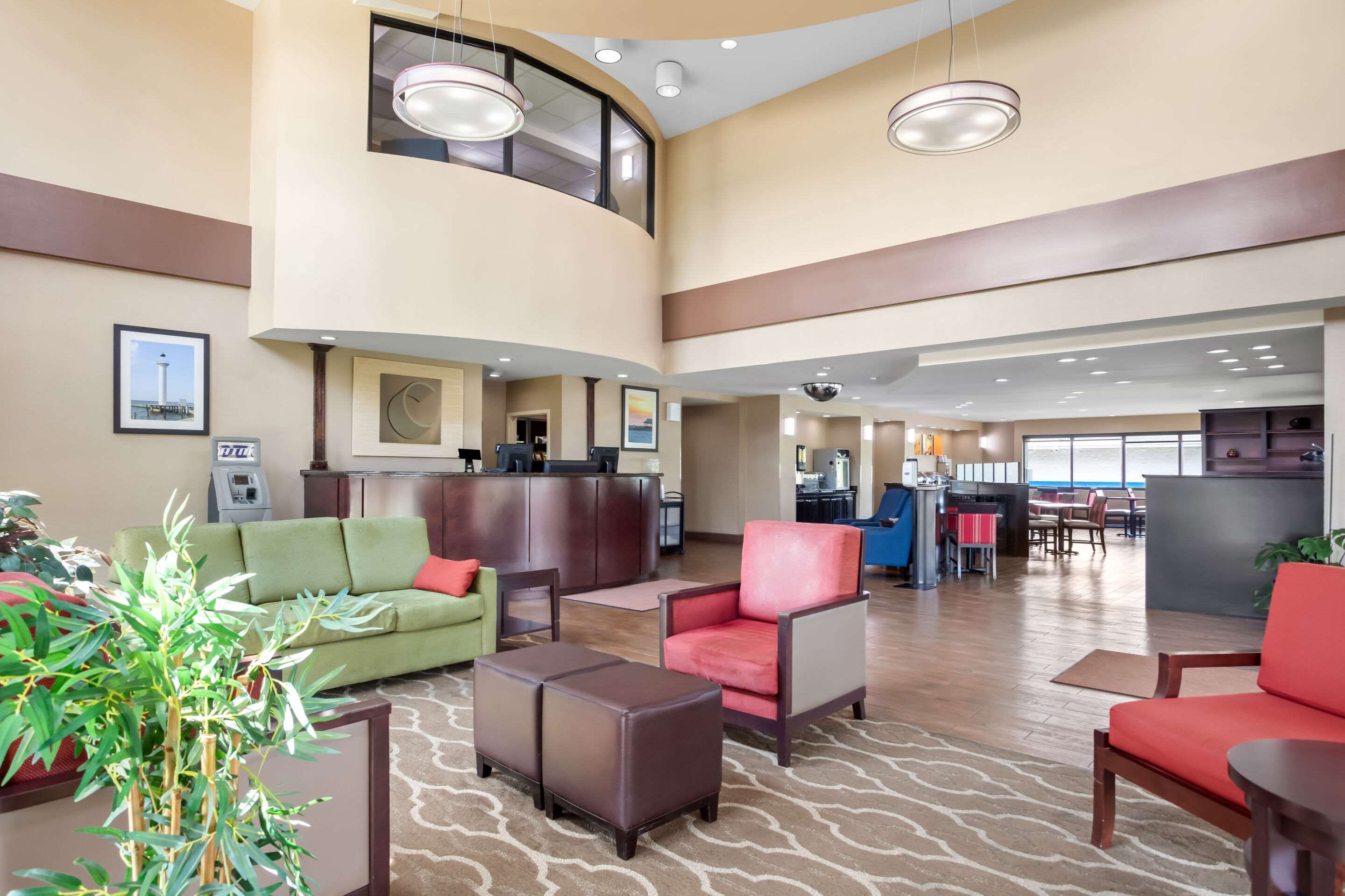 Comfort Suites Gulfport Central thumbnail 3
