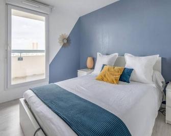 Bel appartement de 2 chambres à 40 min de Paris - Évry - Chambre