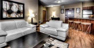 Grand Inn & Residence - Grande Prairie - Sala de estar