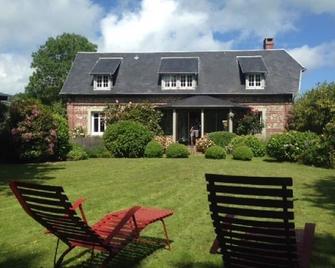 Villa bord de mer, avec grand jardin et plages à proximité/House near the sea with big garden - Saint-Aubin-sur-Mer - Edificio