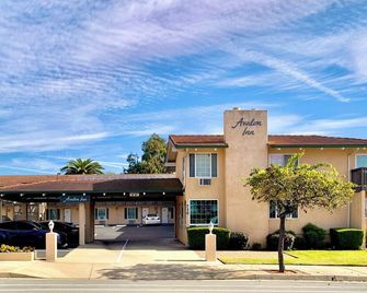 Fireside Inn - Morro Bay - Building
