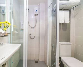 Koon Hotel Sukhumvit - Mueang Samut Prakan