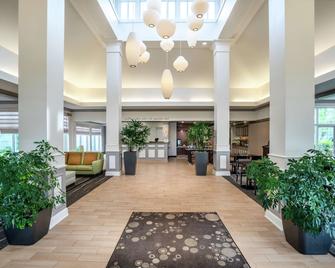 Hilton Garden Inn Louisville East - Louisville - Lobby