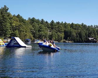 4 Bedroom Cottage at Rocky Crest Golf Resort - Mactier