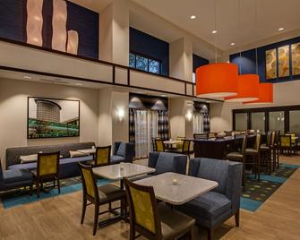 Hampton Inn & Suites Elyria - Elyria - Ресторан