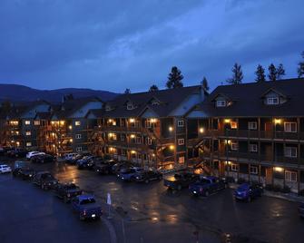 Rest and relaxation at it's best - Luxury Condo with Loft - Kimberley - Building