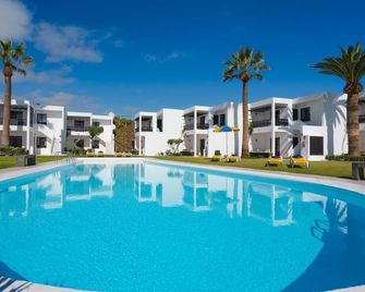 Charco del Palo apartments en complejo nudista FKK nudist resort Castillo de Papagayo - Charco del Palo - Pool