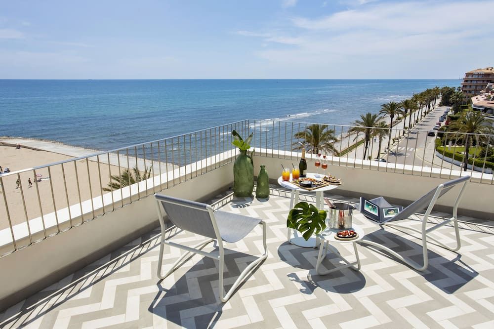 Me Sitges Terramar - סיטגס - מרפסת