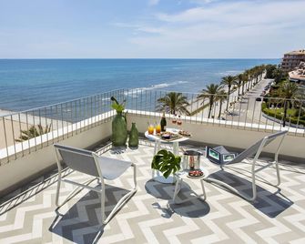 Me Sitges Terramar - סיטגס - מרפסת
