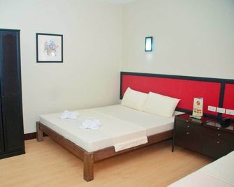 Asiatel Inn Sta. Rosa - Santa Rosa - Schlafzimmer