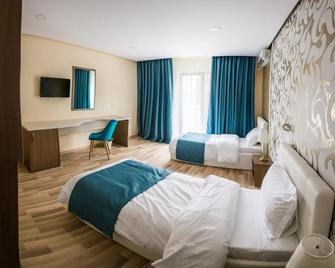 Monopoly Hotel - Otopeni - Habitación