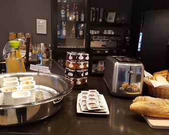 Logis Hotel - Le Petit Bellon - Senlis
