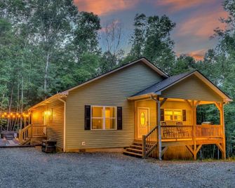 Fawn'D Memories - Blairsville - Building