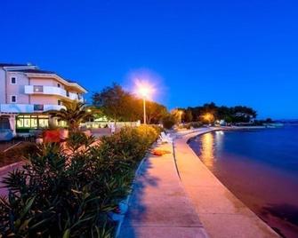 Hotel Laguna - Privlaka - Beach