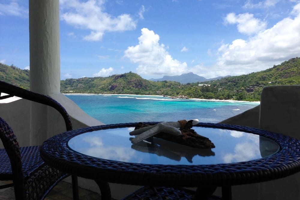 فندق لازاري بيكولت