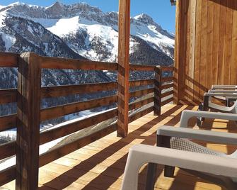 apartment 2/4 per. 335 to 470 € / week. - Saint-Véran - Balcon