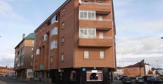 Hostal Ec Leon - León - Edificio