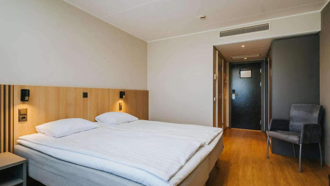 Hestia Hotel Strand