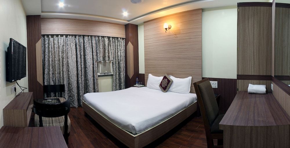 Hotel Puneet International thumbnail 3