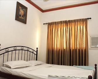 Ganga Fuji Home - Varanasi - Soveværelse