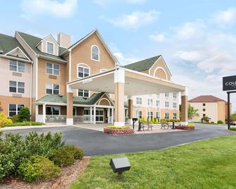 Country Inn & Suites by Radisson, Burlington, NC - Burlington - Edificio