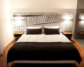 Becker´s Hotel & Restaurant - Tréveris - Quarto