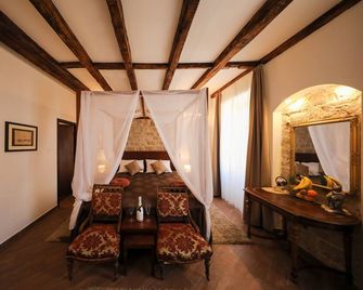 Luxury Rooms Contessa Vitali - Zadar - Bedroom