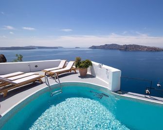 Ikies Santorini - Thera
