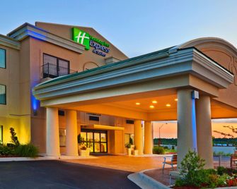 Holiday Inn Express & Suites Muskogee By IHG - Muskogee - Budova
